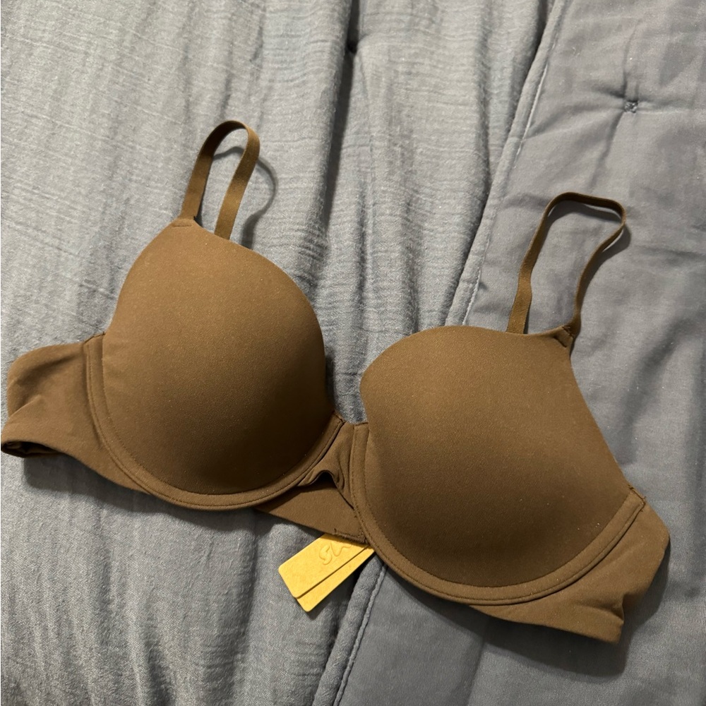 Skims bra